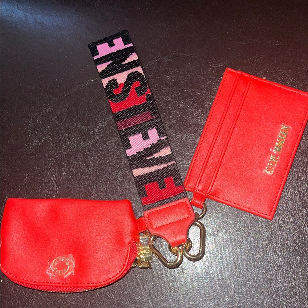 Steve Madden Bold Red Card Holder and Keychain New